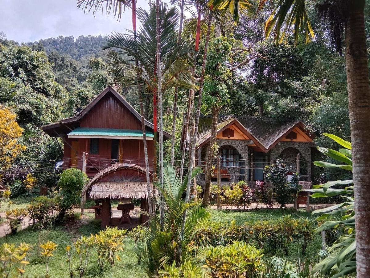 Tree Tops River Huts Khao Sok National Park Exterior foto